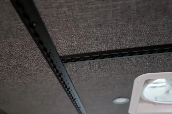 RECESSED SHALLOW VENTURE L-TRACK 2 PACK - Image 8