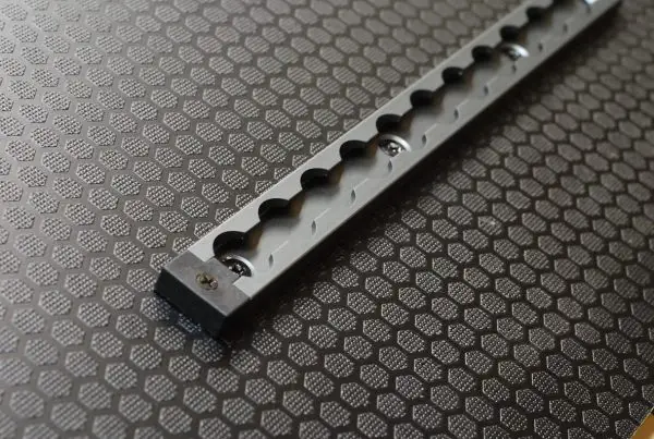 Venture L-Track End Caps 4-Pack - Image 9