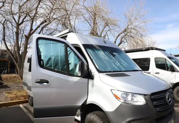 MERCEDES SPRINTER REFLECTIVE FRONT CAB BUNDLE - Image 5