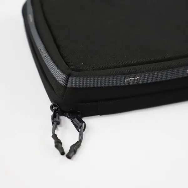 VENTURE L-TRACK STOW AWAY BAG - MEDIUM - Image 2